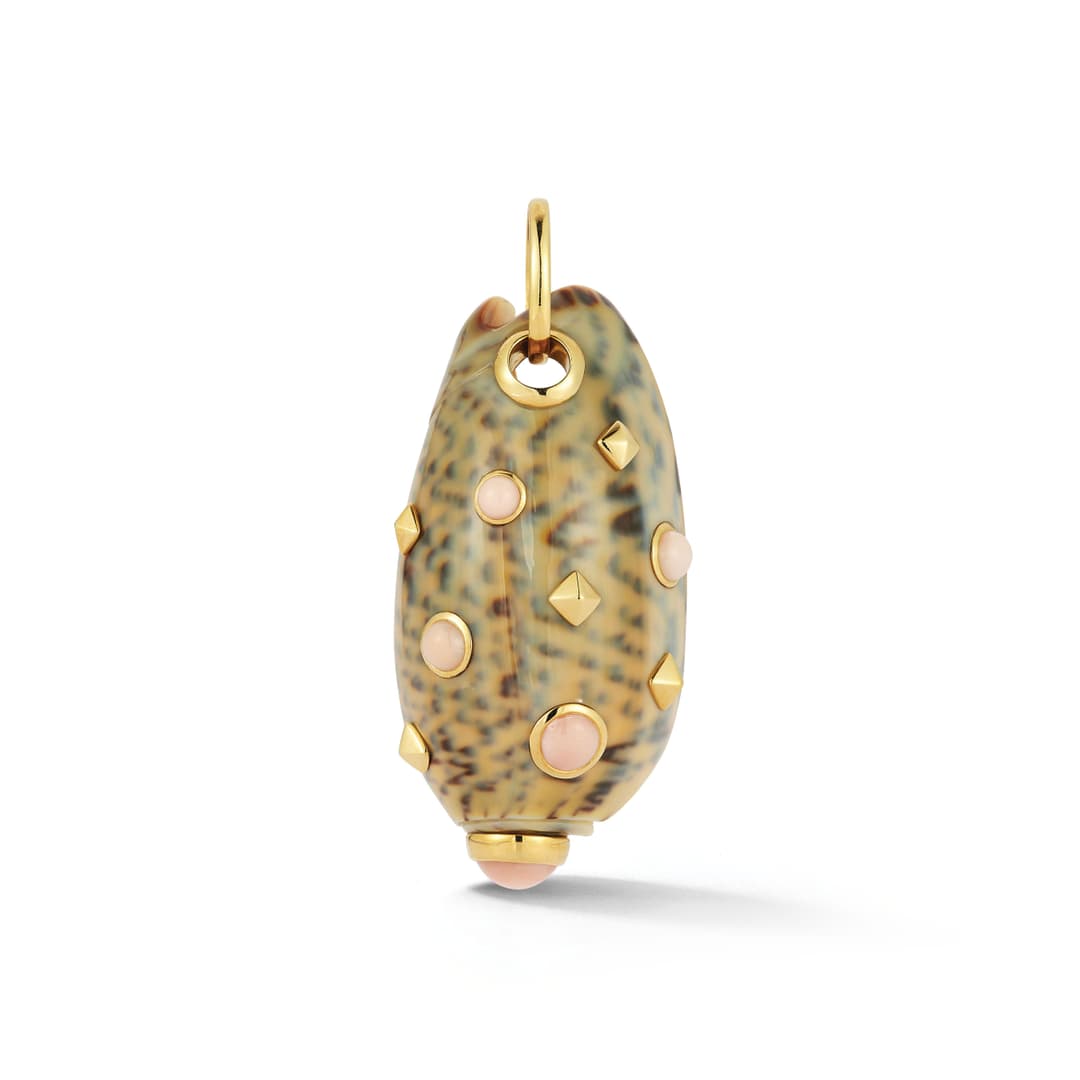 18K Yellow Gold Coral Shell Pendant