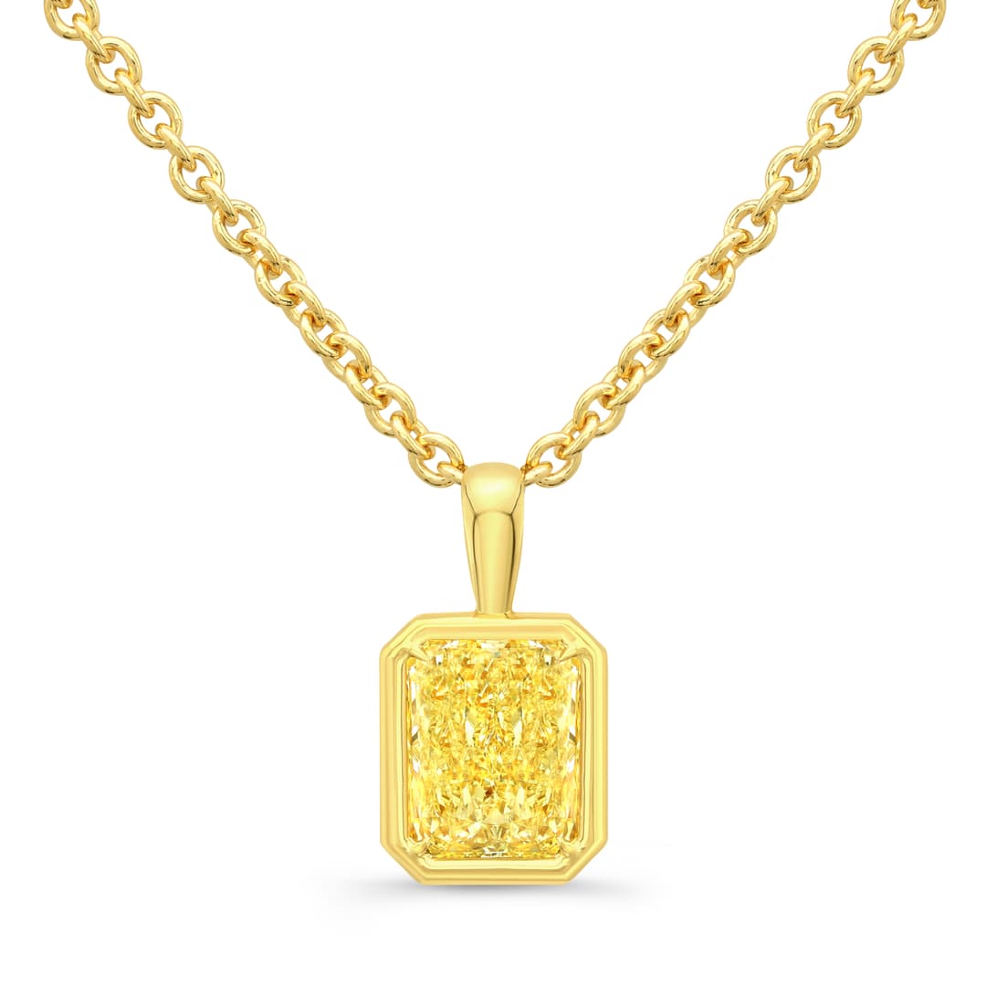 18K Yellow Gold Diamond Pendant
