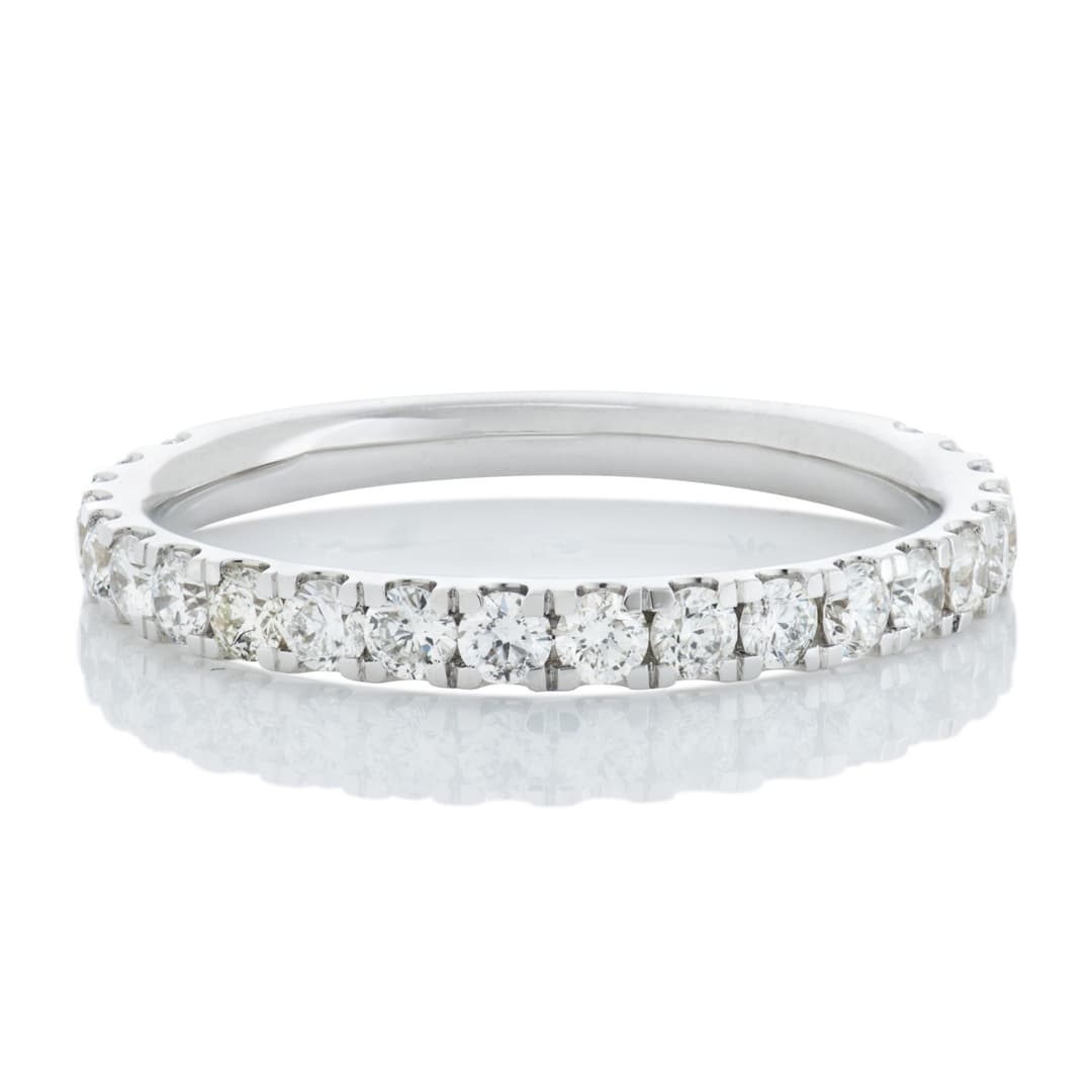 18K White Gold Diamond Band