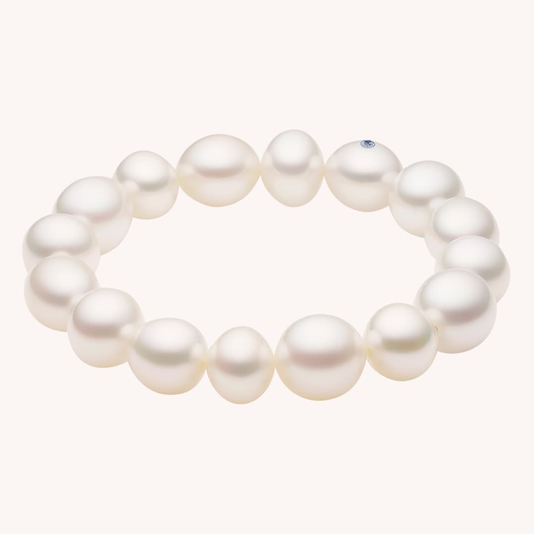 18K Yellow Gold South Sea Pearl Bracelet