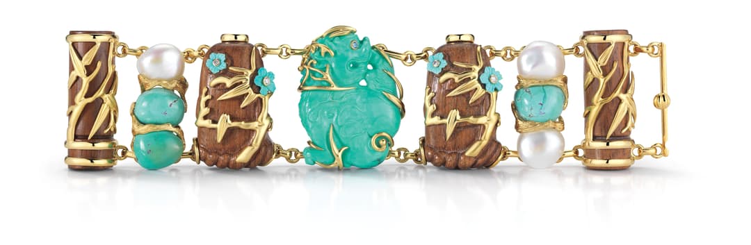 18K Yellow Gold Palace Dog Bracelet