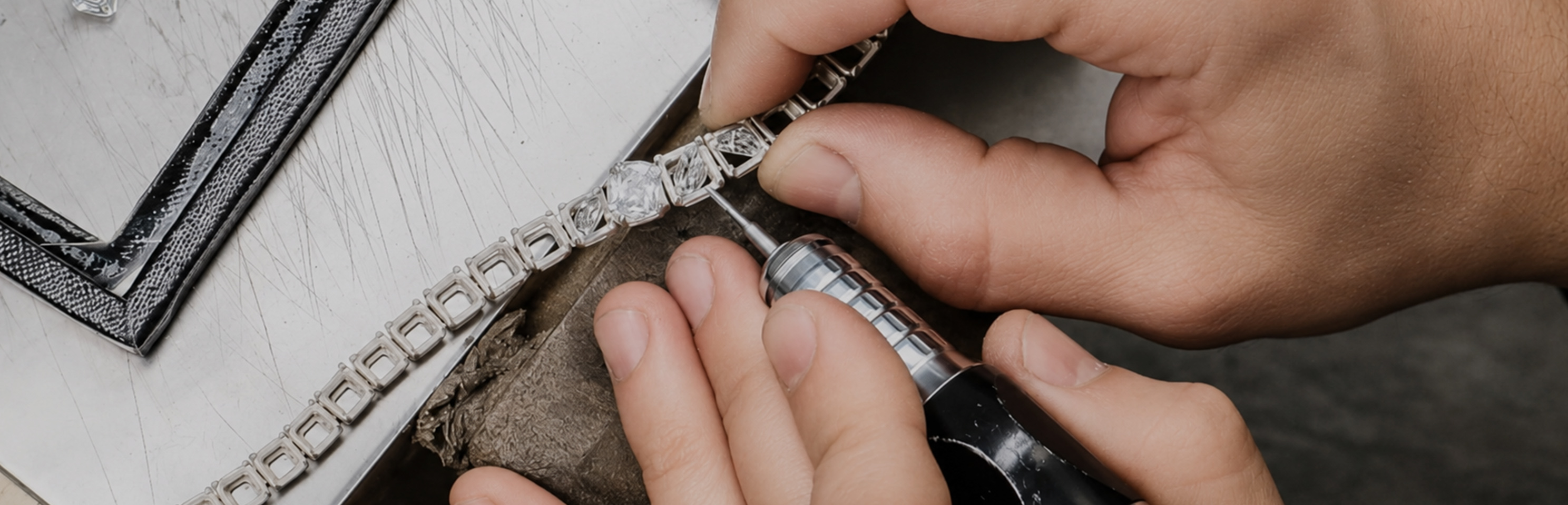 Yamron Jewelers services