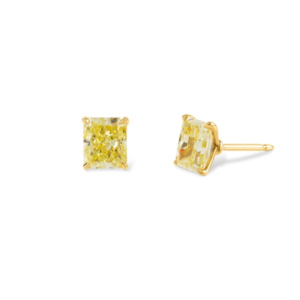 Yamron Collection 18k Yellow Gold Diamond Stud Earrings