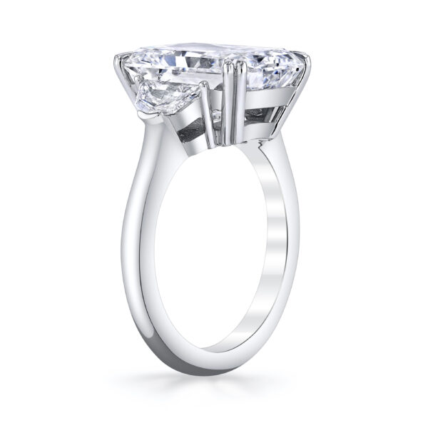 Yamron Collection Platinum Radiant Diamond 3 Stone Ring
